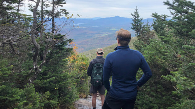 Albany Medical College students hiking Algonquin Mountain